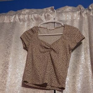 Leopard print short sleeve crop top